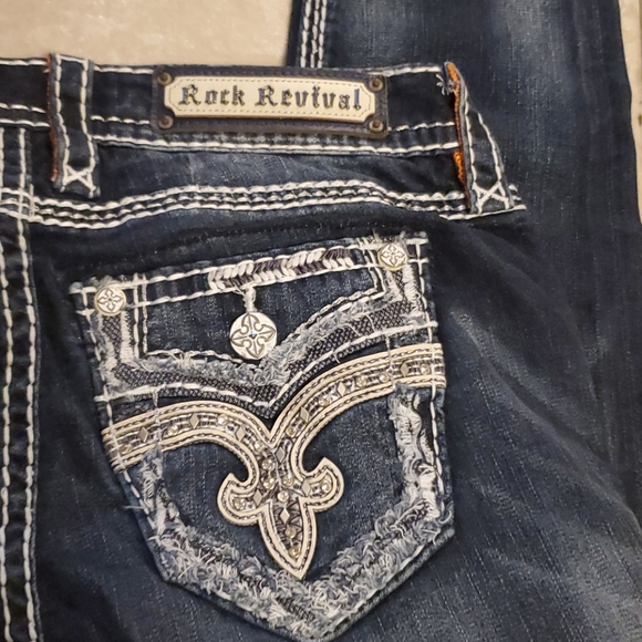 Womens rock revival jeans - Picture 2 of 8